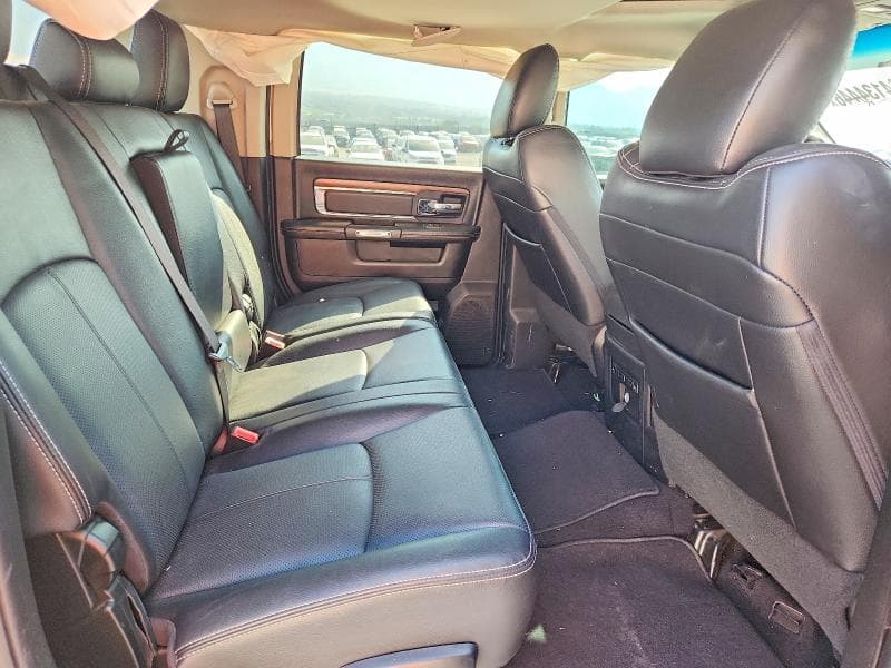2018 RAM 2500 LARAMIE 10