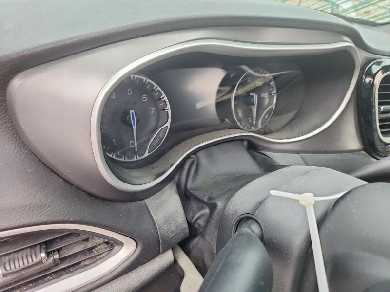 2025 CHRYSLER PACIFICA SELECT 9