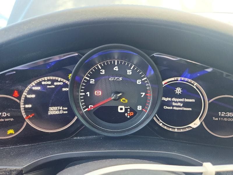 2021 PORSCHE CAYENNE GTS COUPE 9