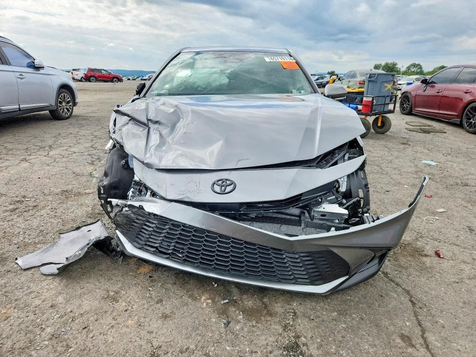 2026 TOYOTA CAMRY SE 5
