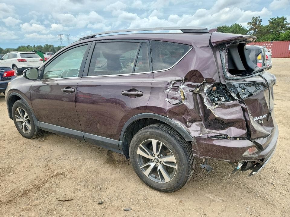 2017 TOYOTA RAV4 XLE 2