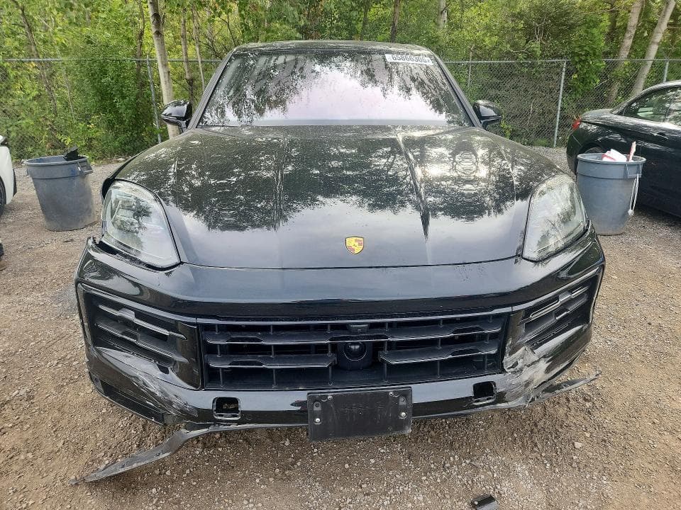 2024 PORSCHE CAYENNE S 5