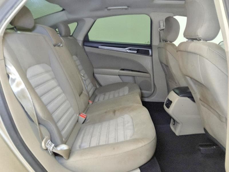 2017 FORD FUSION SE 10