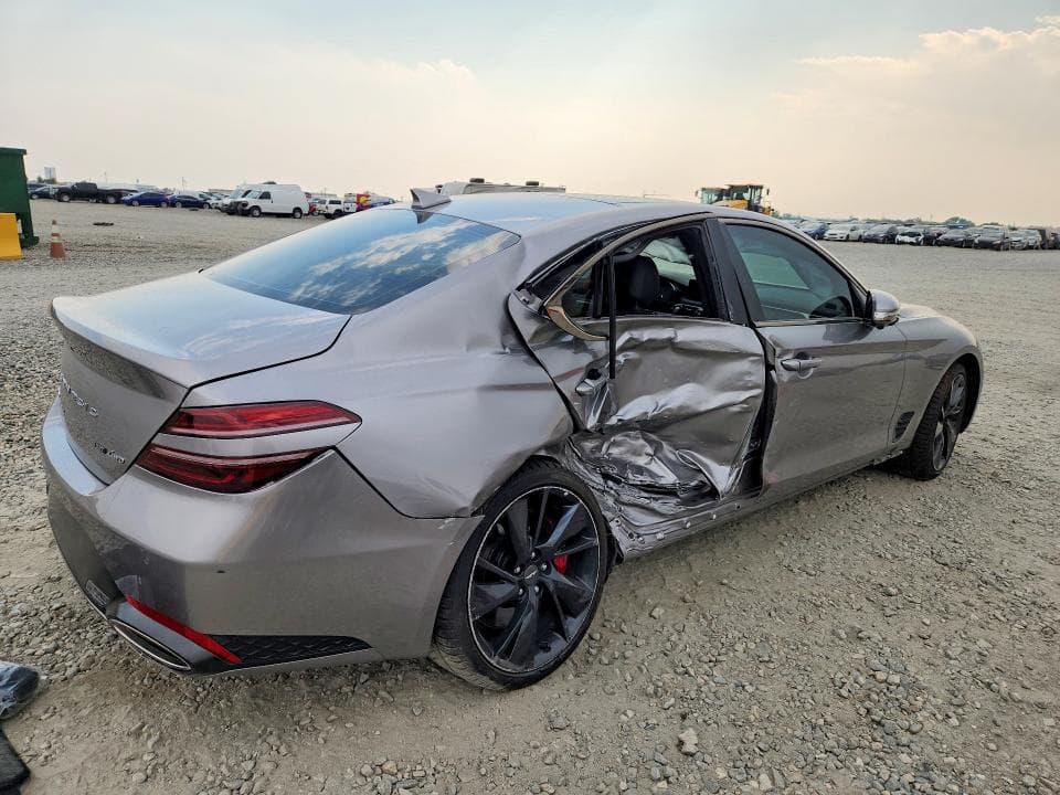 2023 GENESIS G70 3.3T STANDARD 3
