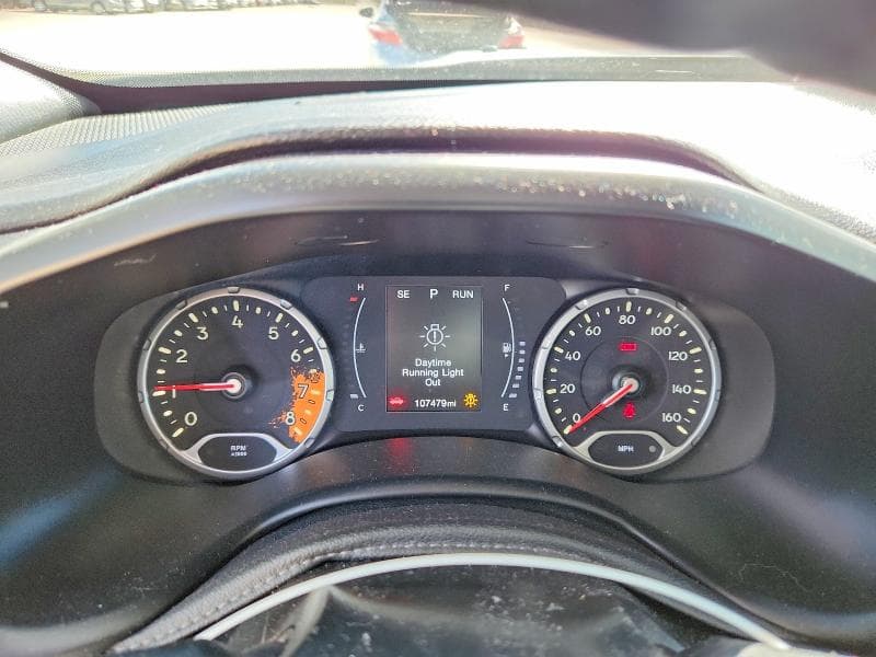2018 JEEP RENEGADE LATITUDE 9