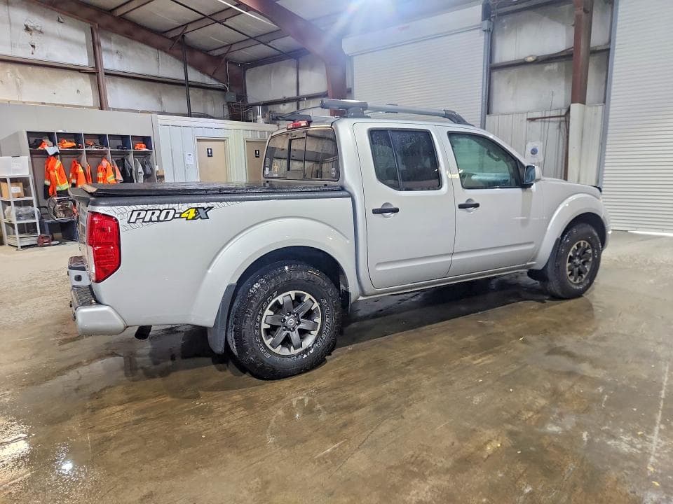 2019 NISSAN FRONTIER S 3