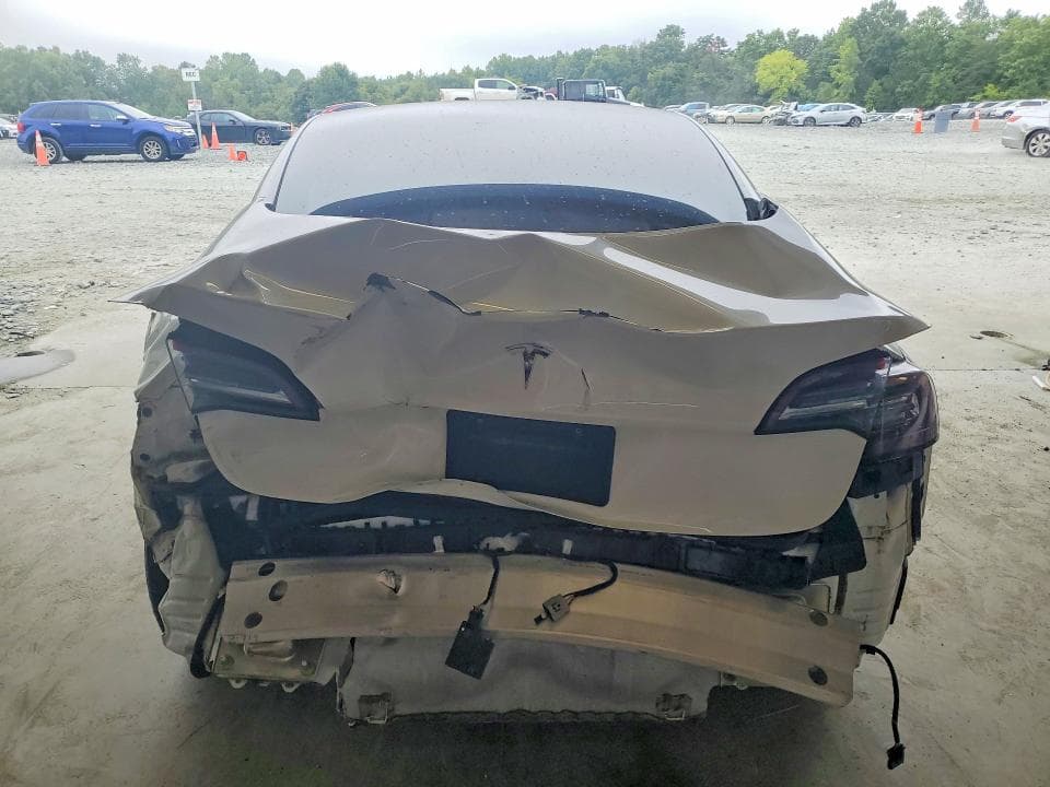2022 TESLA MODEL 3 6