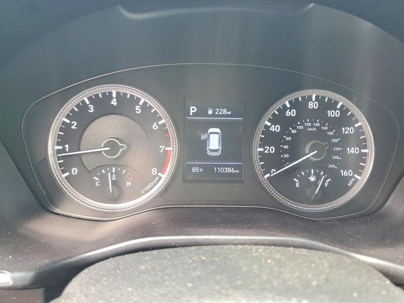 2020 HYUNDAI SANTA FE SE 9