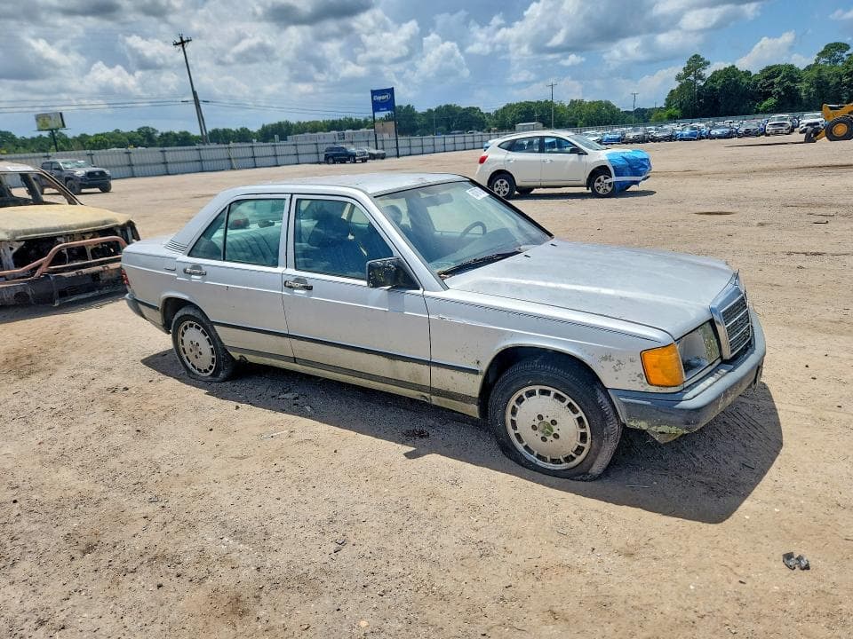 1986 MERCEDES-BENZ 190 E 2.3 4