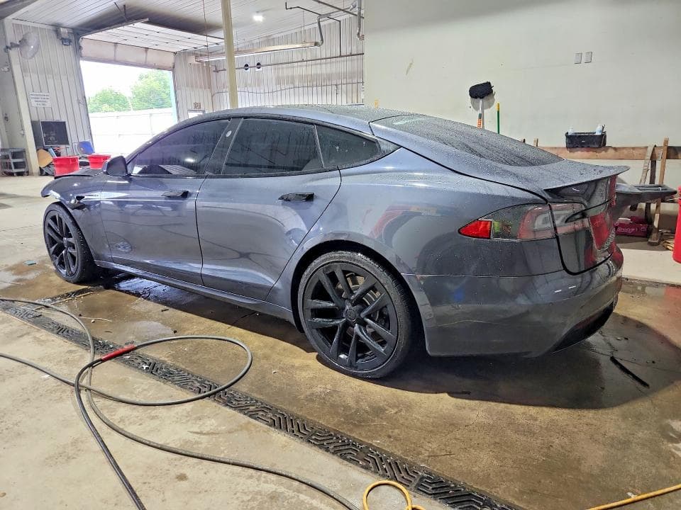 2022 TESLA MODEL S 2