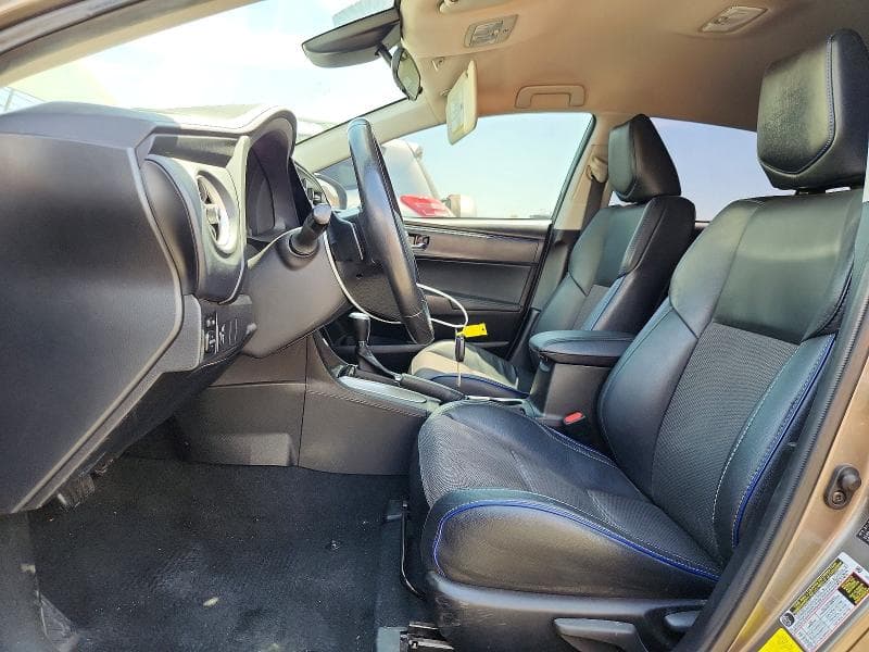 2017 TOYOTA COROLLA SE 7