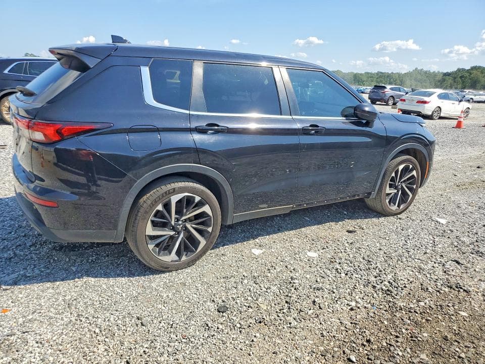 2022 MITSUBISHI OUTLANDER ES 3