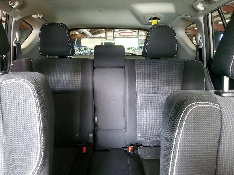 2018 TOYOTA RAV4 XLE 10