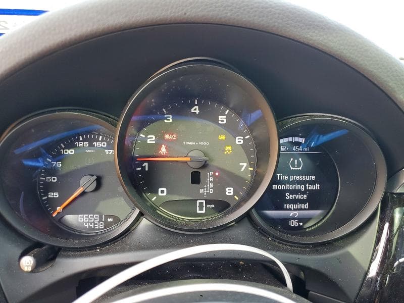2019 PORSCHE MACAN 9