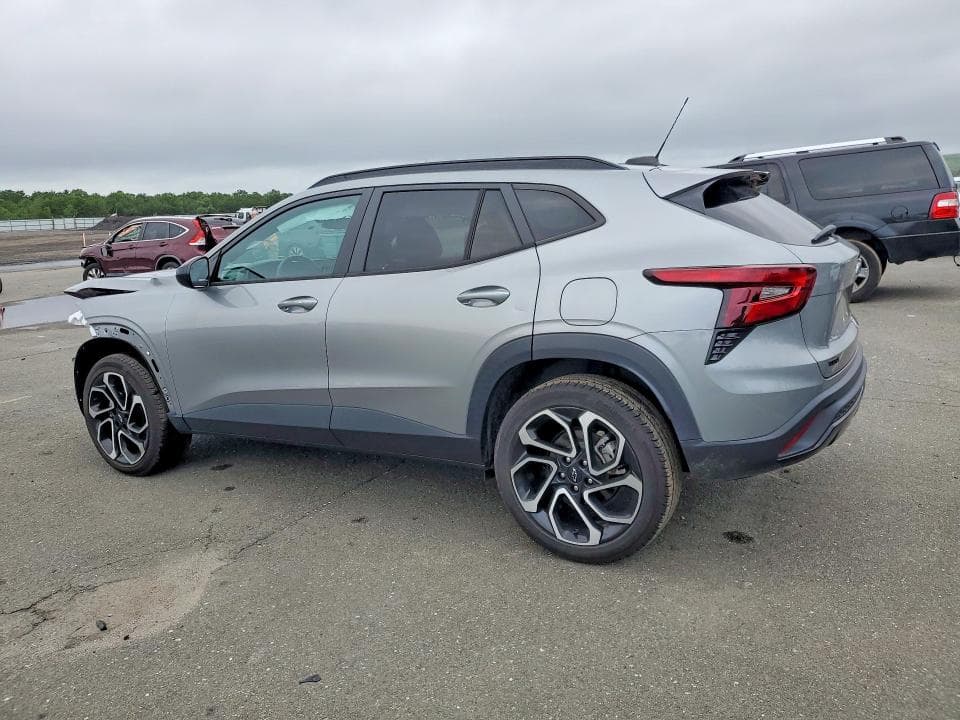2024 CHEVROLET TRAX 2RS 2