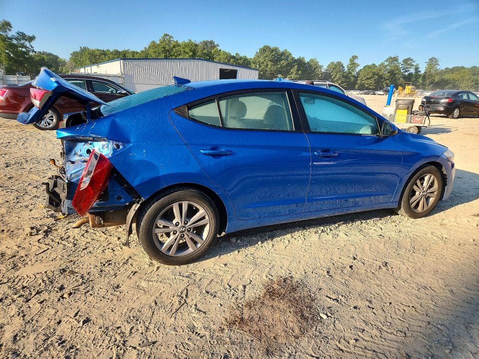 2017 HYUNDAI ELANTRA SE 3