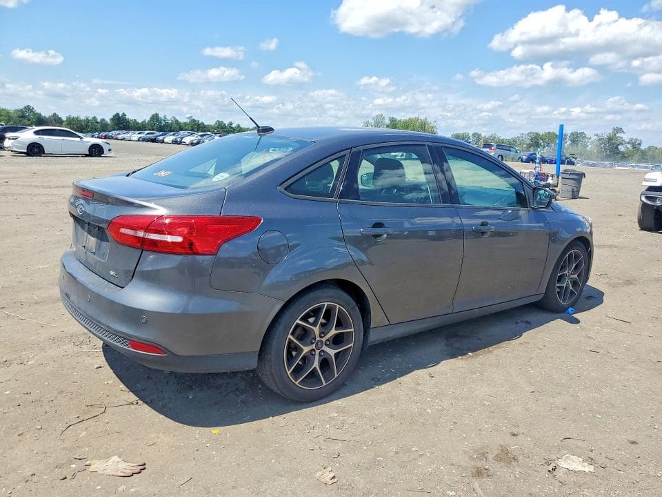 2017 FORD FOCUS SEL 3