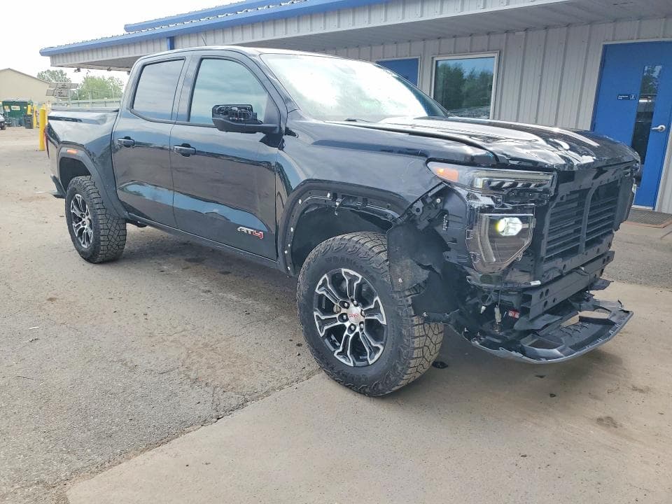 2024 GMC CANYON AT4 4