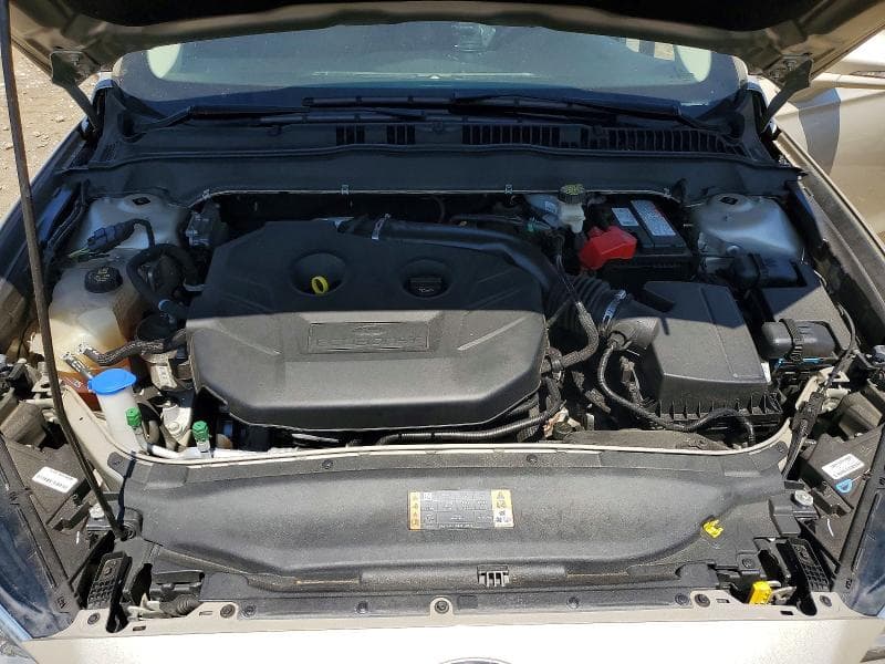 2017 FORD FUSION SE 11