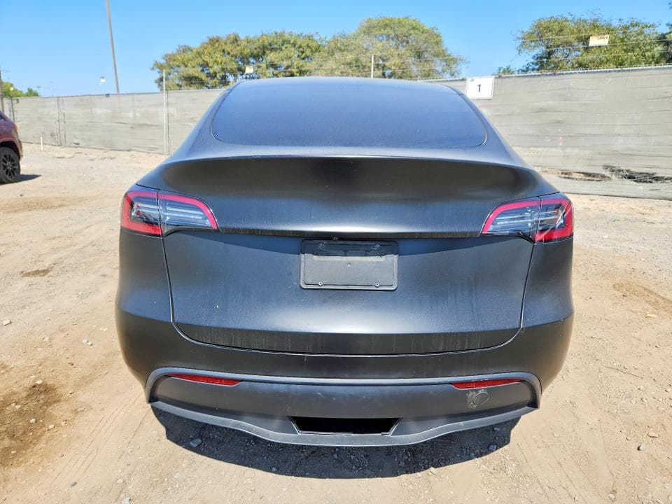 2021 TESLA MODEL Y 6