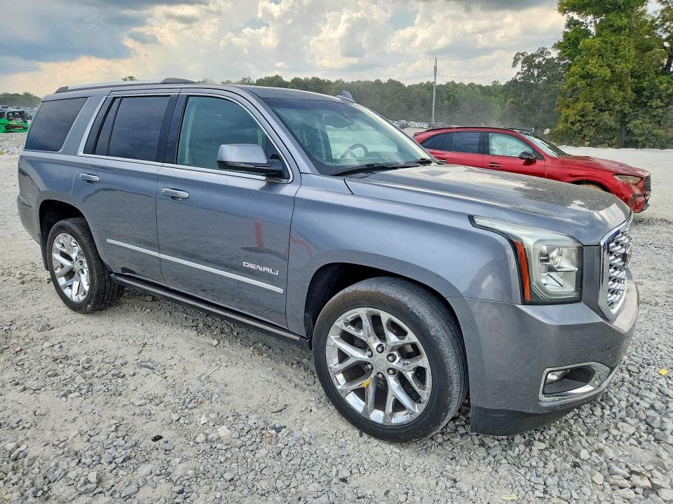 2019 GMC YUKON DENALI 4