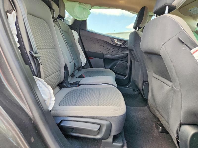 2020 FORD ESCAPE SE 10