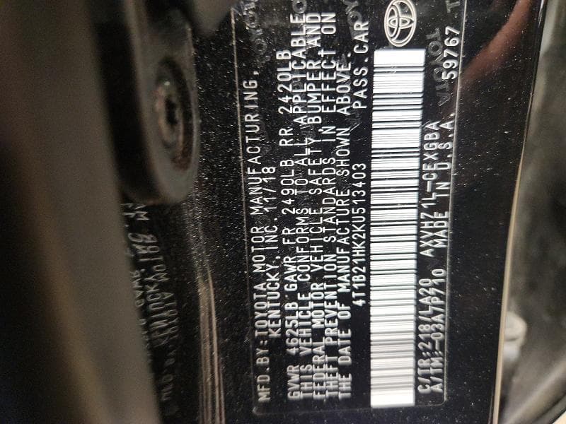 2019 TOYOTA CAMRY HYBRID XLE 12
