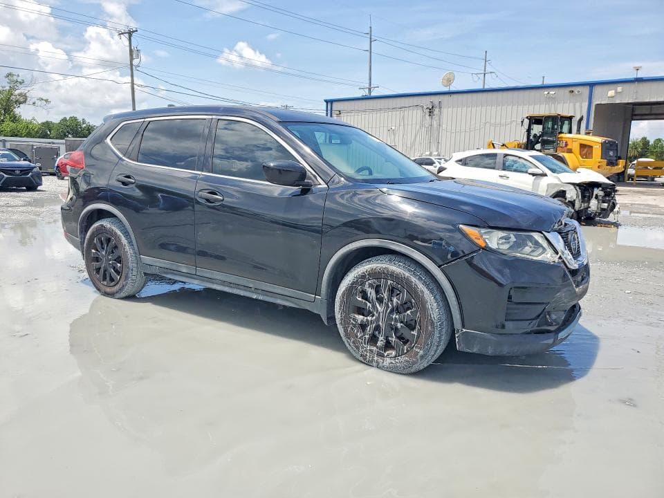 2018 NISSAN ROGUE S 4