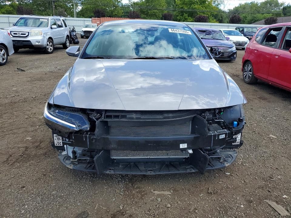2024 HYUNDAI ELANTRA SEL 5