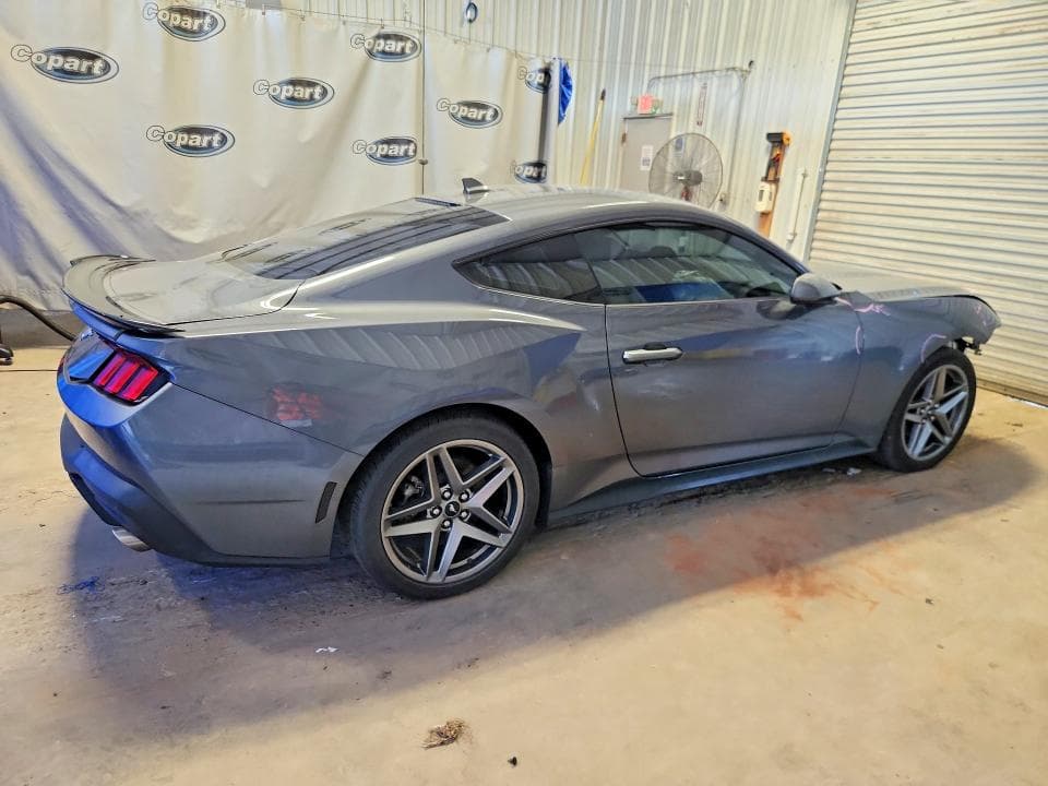 2024 FORD MUSTANG 3