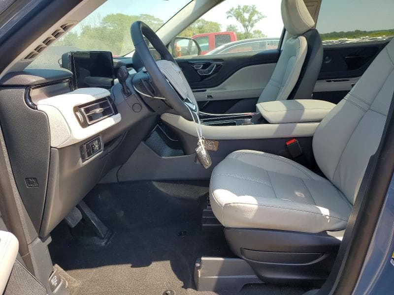 2026 LINCOLN AVIATOR 7