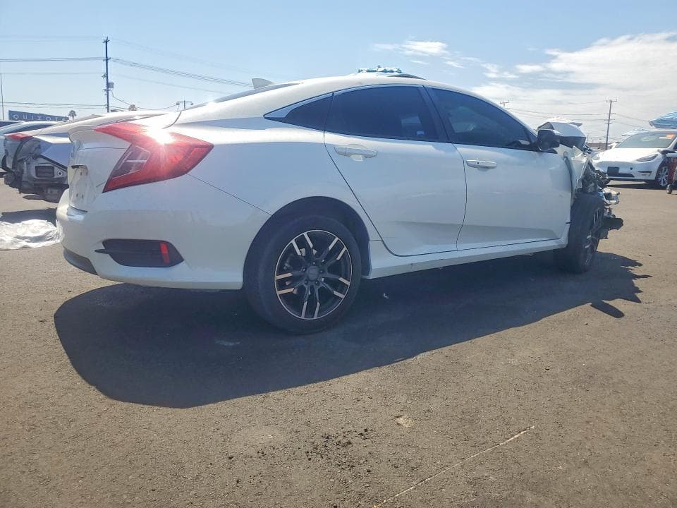 2018 HONDA CIVIC EX 3