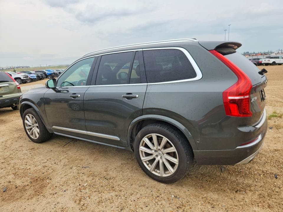 2018 VOLVO XC90 T6 2