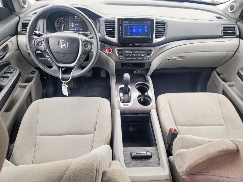 2017 HONDA PILOT EX 8