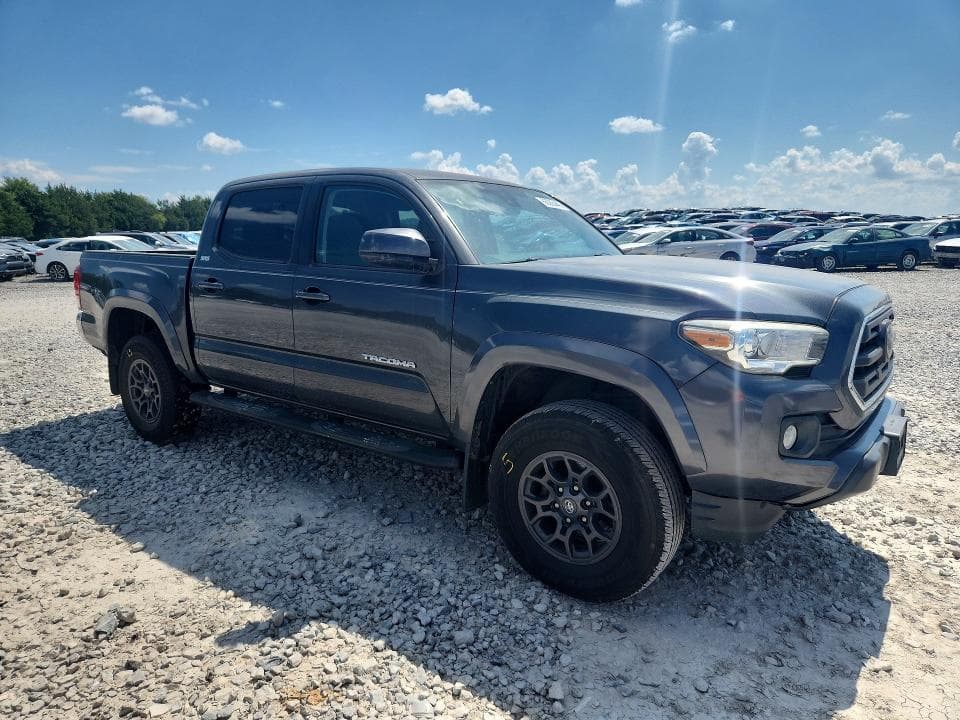 2018 TOYOTA TACOMA SR5 V6 4