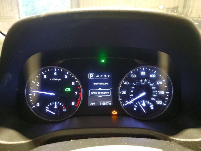 2018 HYUNDAI ELANTRA SEL 9