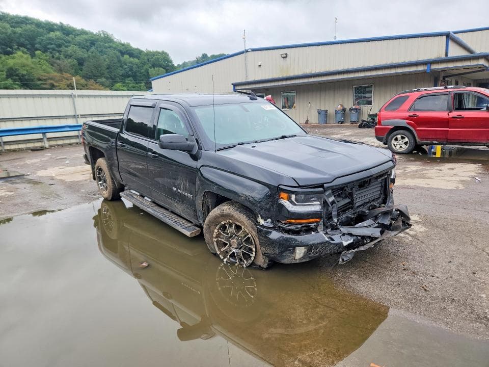 2017 CHEVROLET SILVERADO K1500 LT 4