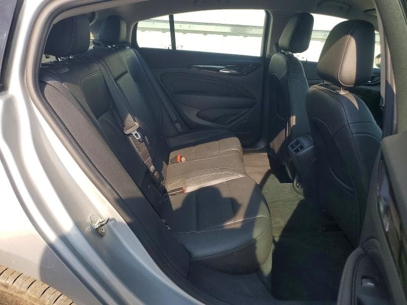 2018 BUICK REGAL ESSENCE 10
