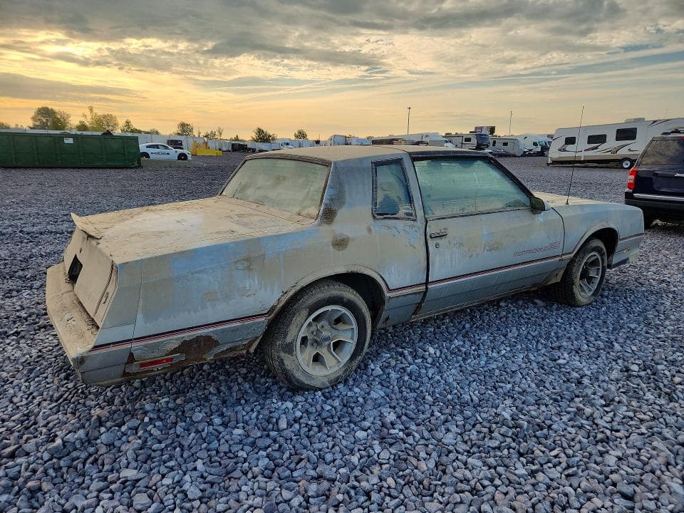 1986 CHEVROLET MONTE CARLO 3