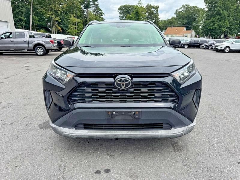 2019 TOYOTA RAV4 LE 5