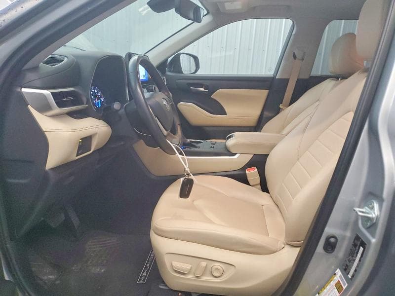 2024 TOYOTA HIGHLANDER HYBRID XLE 7