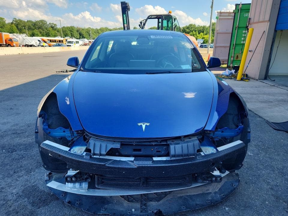 2022 TESLA MODEL 3 5