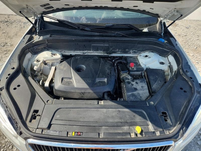 2017 VOLVO XC90 T6 12