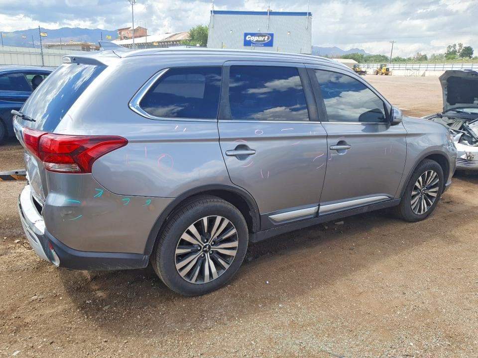 2020 MITSUBISHI OUTLANDER SE 3