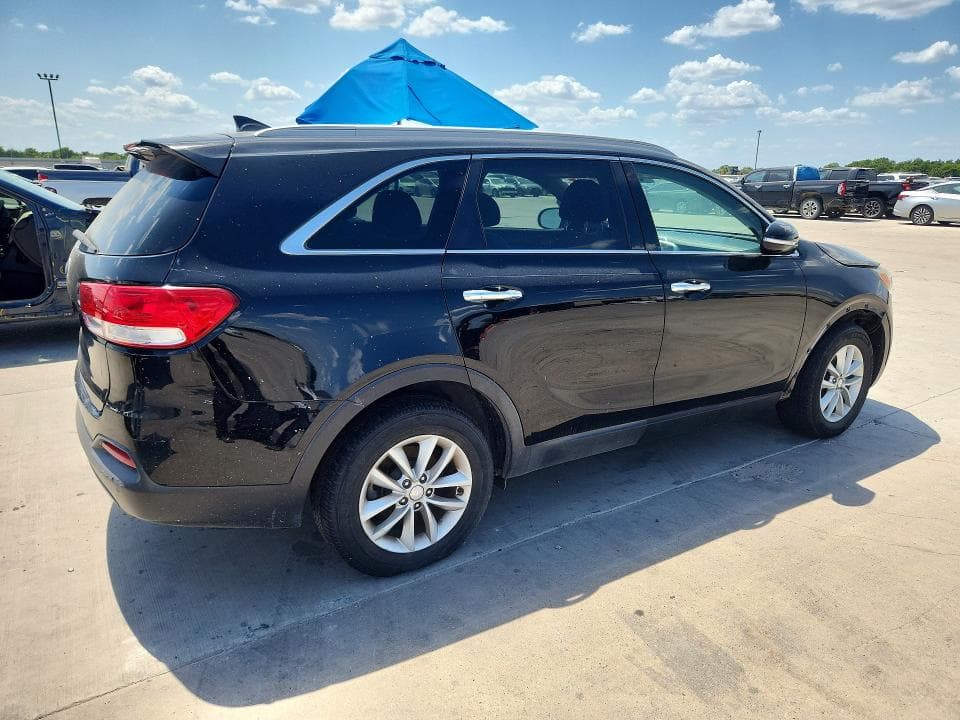2018 KIA SORENTO LX 3