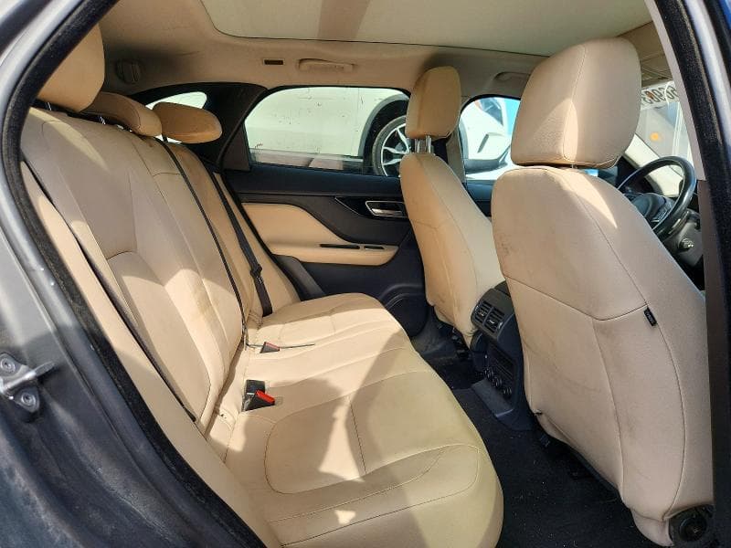 2018 JAGUAR F-PACE PREMIUM 11