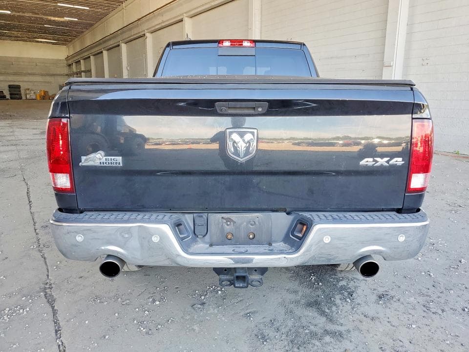 2017 RAM 1500 SLT 6