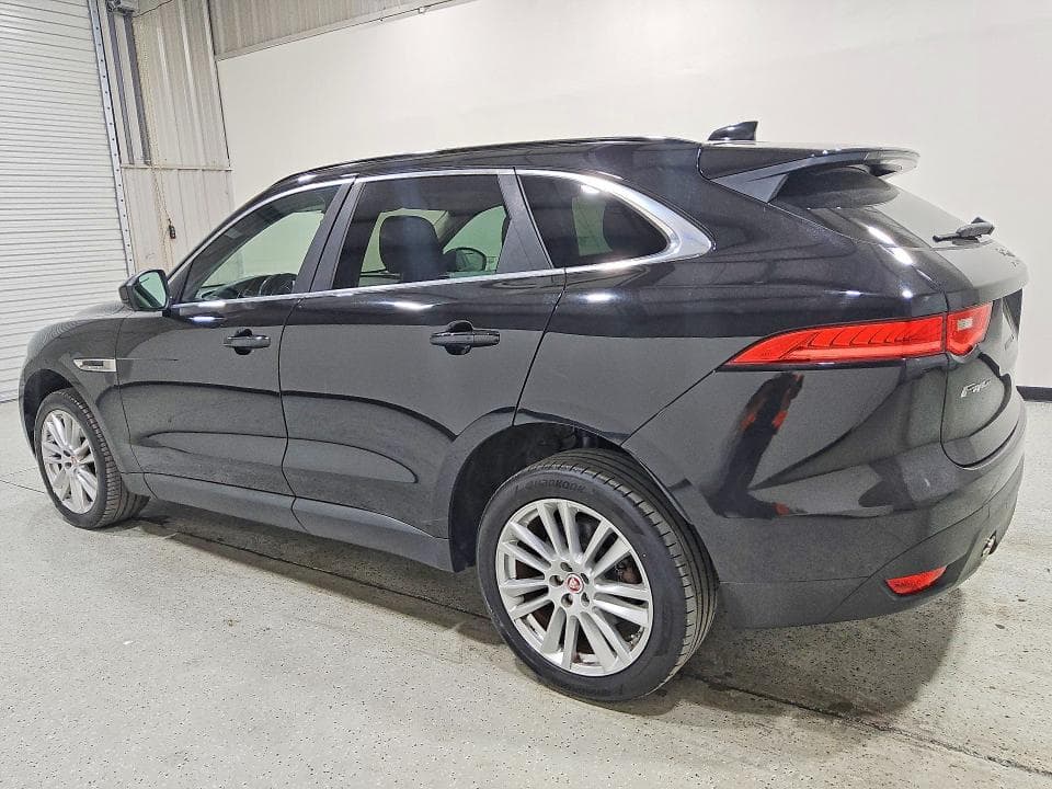 2019 JAGUAR F-PACE PRESTIGE 2