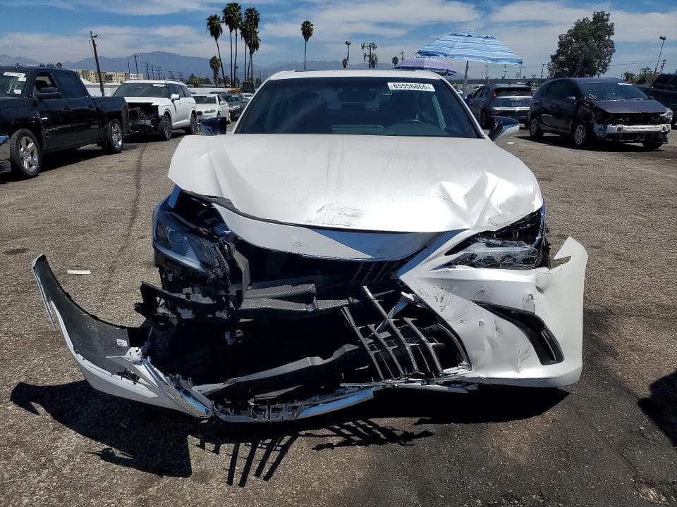 2025 LEXUS ES 300H 5