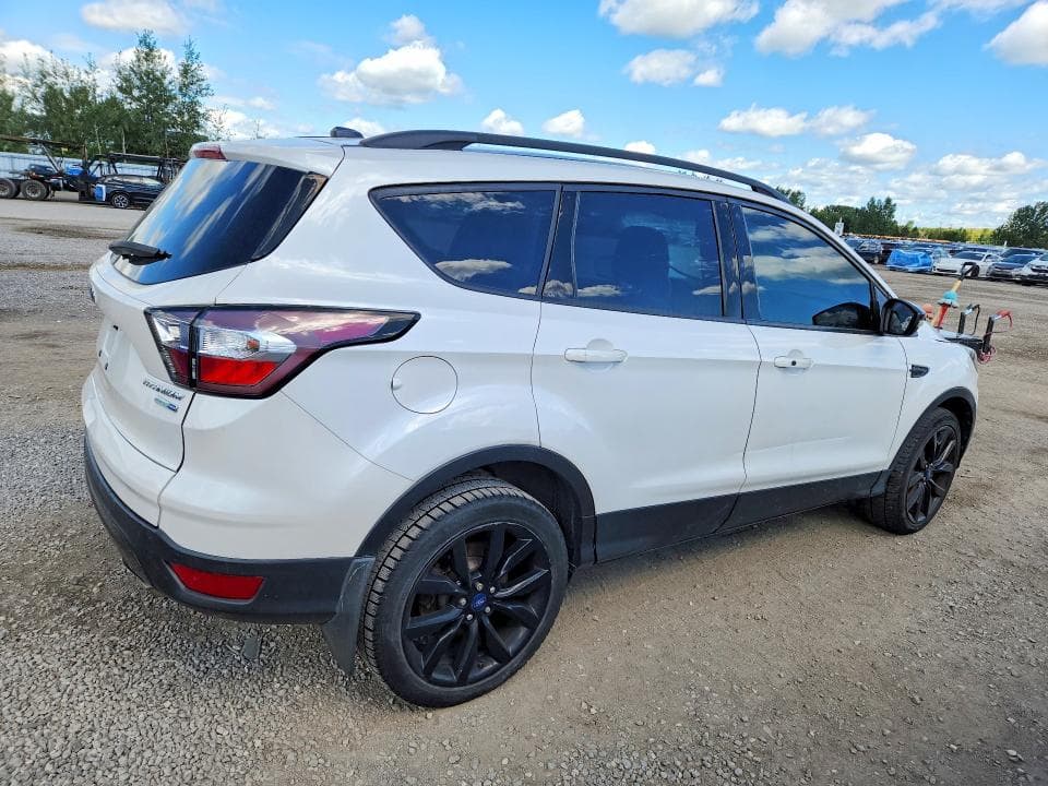 2017 FORD ESCAPE TITANIUM 3